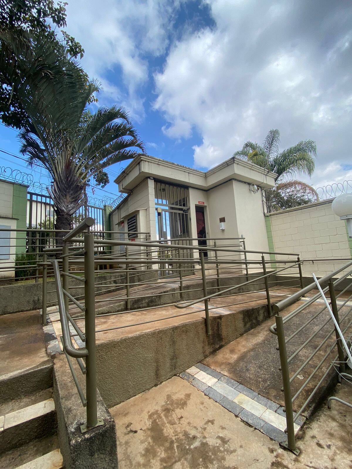 Apartamento para alugar com 2 quartos, 60m² - Foto 14