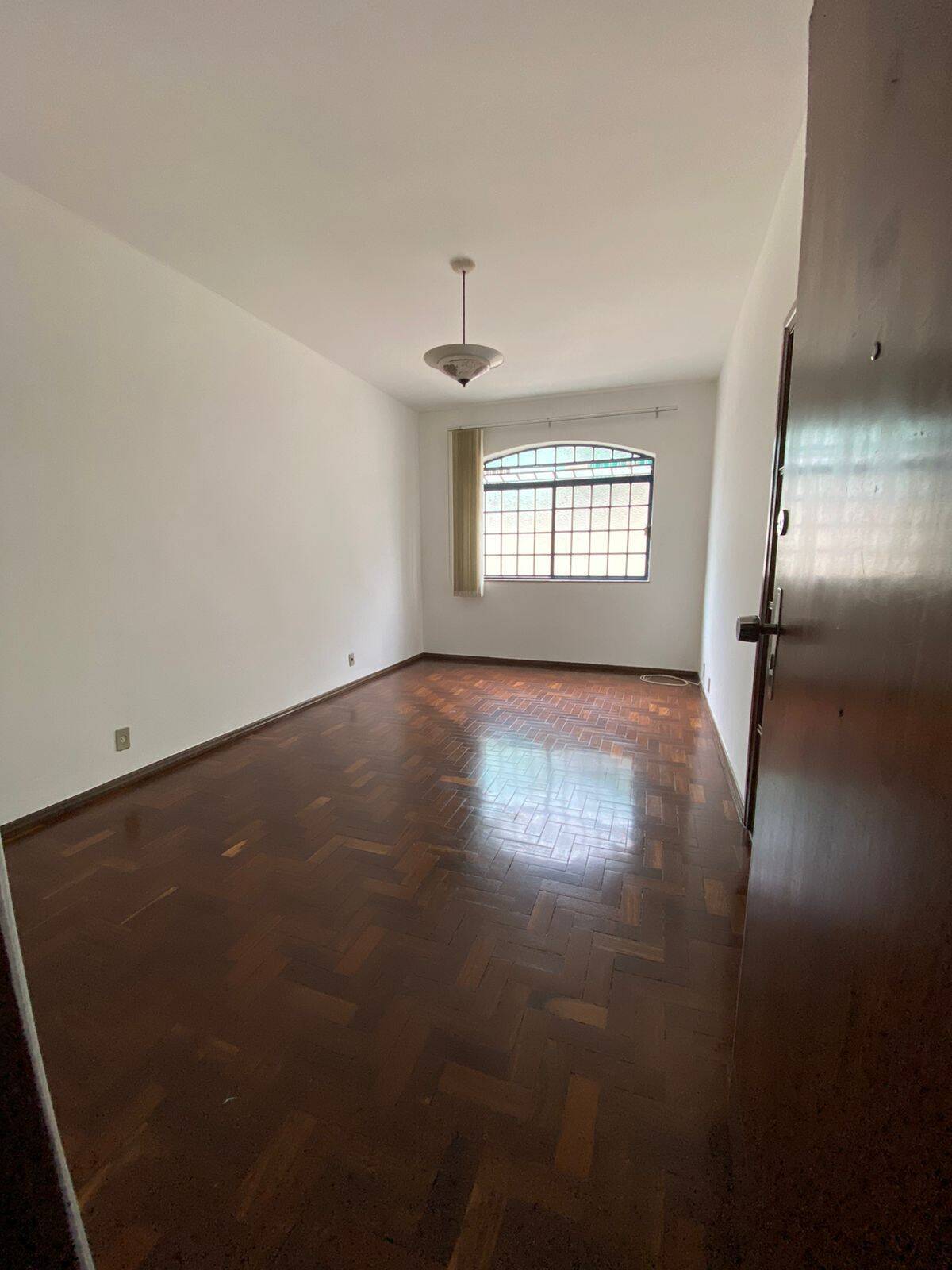 #ILL096 - Apartamento para Locação em Belo Horizonte - MG