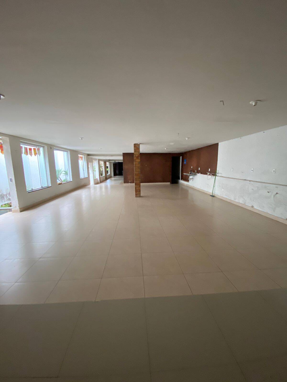 Prédio Inteiro à venda, 300m² - Foto 13