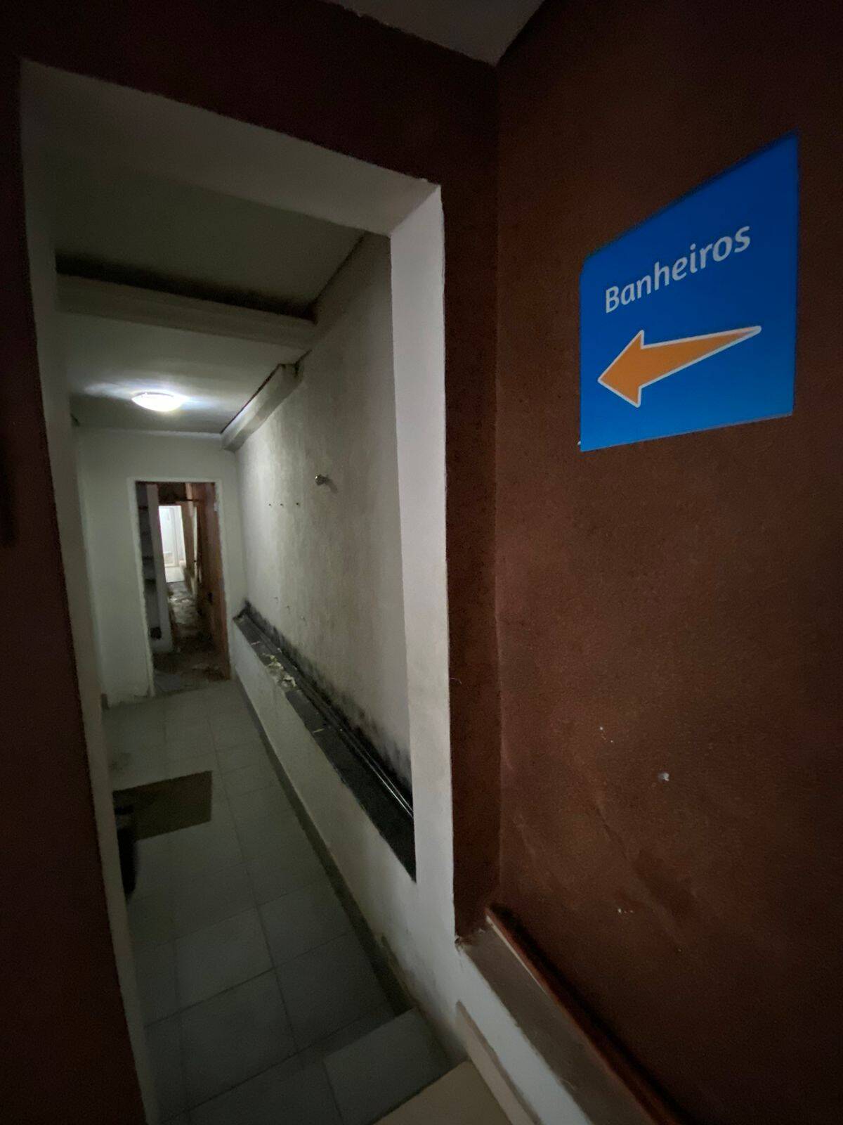 Prédio Inteiro à venda, 300m² - Foto 47