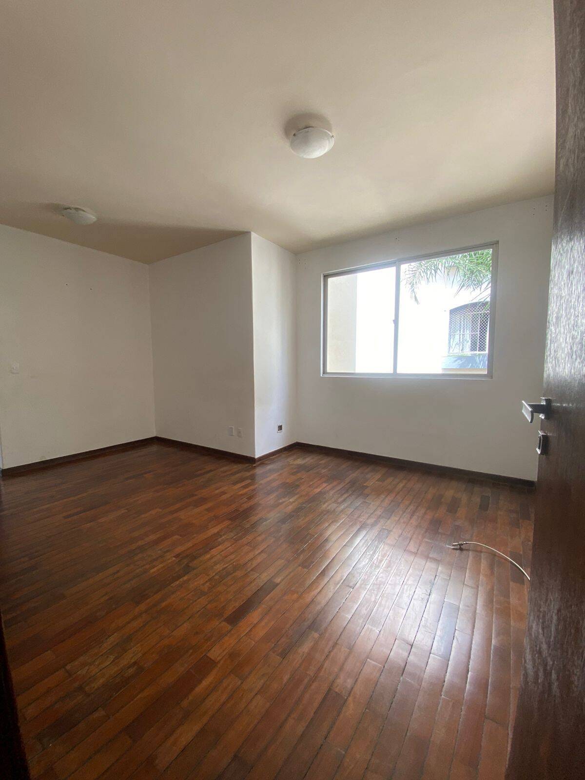 #ILL170 - Apartamento para Locação em Belo Horizonte - MG