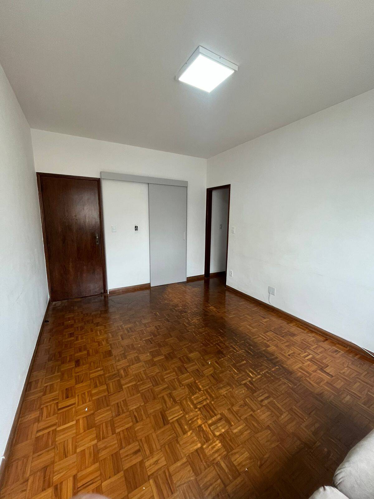 #ILL186 - Apartamento para Locação em Belo Horizonte - MG