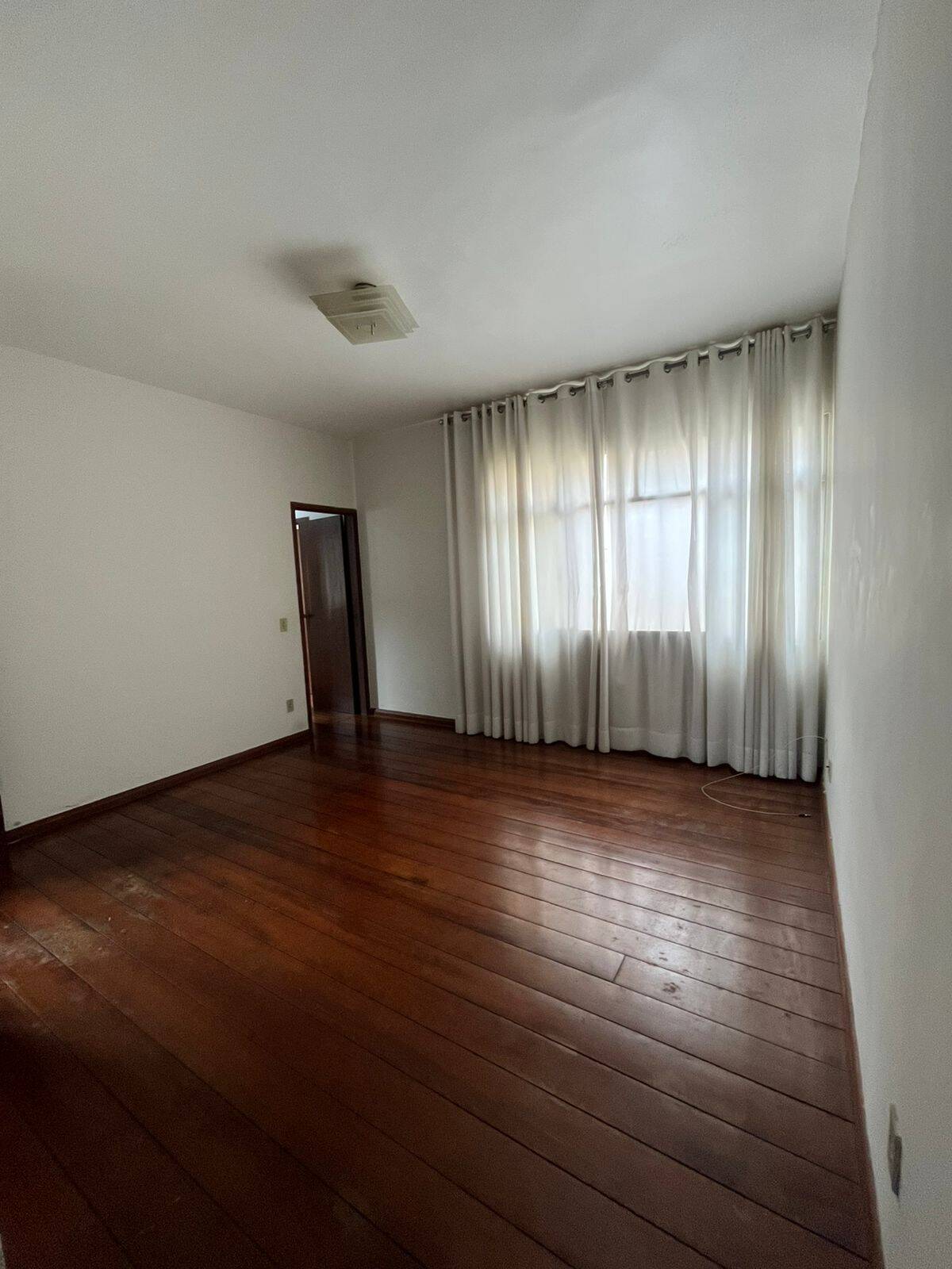 #ILL189 - Apartamento para Locação em Belo Horizonte - MG