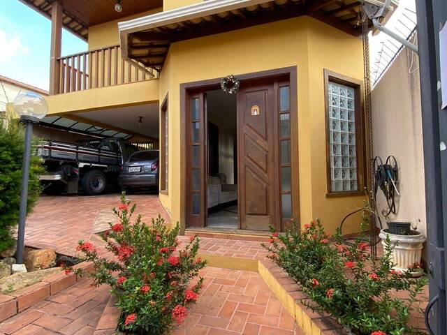 #ILV701 - Casa para Venda em Belo Horizonte - MG - 1