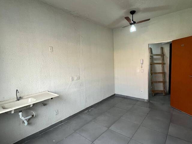 Kitnet para Locação em Belo Horizonte - 4