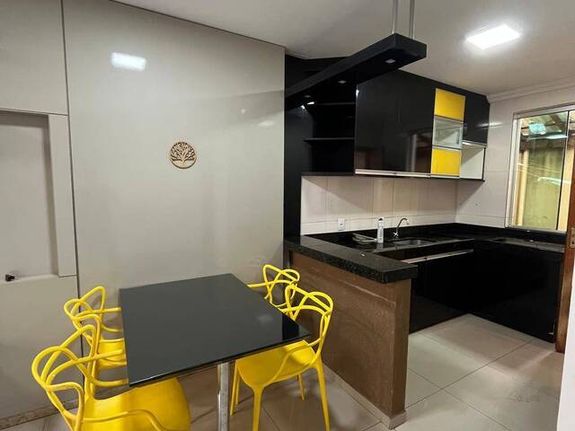 Casa Geminada para Venda em Contagem - 5